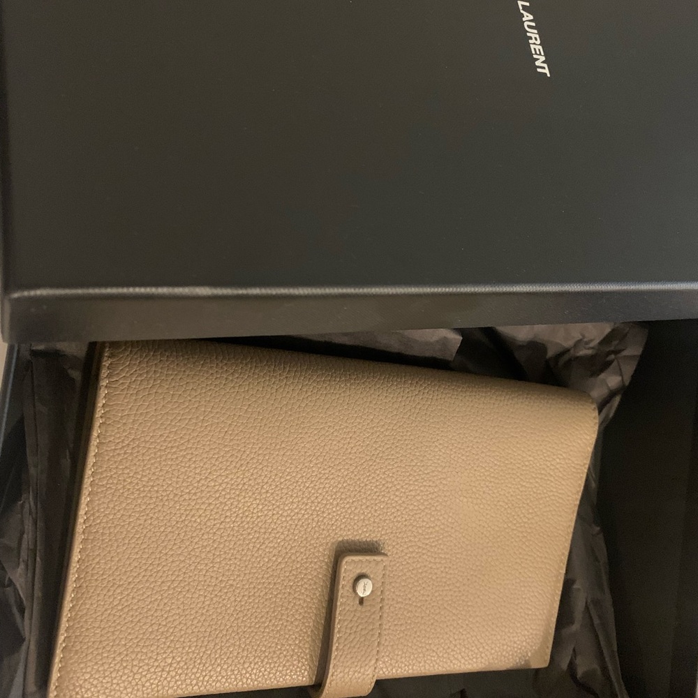 Saint Laurent Sac de jour wallet